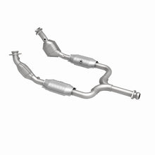 Load image into Gallery viewer, MagnaFlow Conv DF 99-04 Ford Mustang 3.8L
