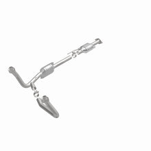 Load image into Gallery viewer, MagnaFlow Conv DF 96-97 Ford Aerostar 4.0L
