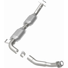 Load image into Gallery viewer, Magnaflow 07-12 Toyota Tundra 4.0L Direct Fit Converter

