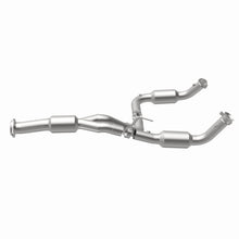 Load image into Gallery viewer, Magnaflow 12-14 Chevrolet Silverado 2500 HD 6.0L Direct Fit Converter
