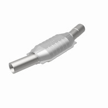 Load image into Gallery viewer, MagnaFlow Conv DF GM 25inch x 7inch x 4inch 2.5/2.5inch

