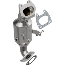 Load image into Gallery viewer, Magnaflow 14-16 Ram ProMaster 1500/2500/3500 V6 3.6L CARB Compliant DirectFit Catalytic Converter
