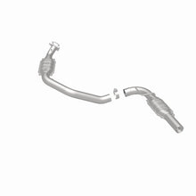 Load image into Gallery viewer, Magnaflow 2006 Chevrolet Express 2500 4.8L Direct Fit Converter
