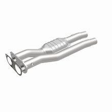 Load image into Gallery viewer, MagnaFlow Conv DF 96-97 7.4L 3500 Truck Rear
