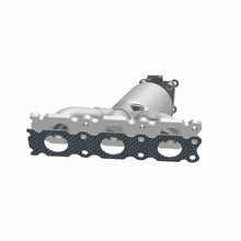 Load image into Gallery viewer, MagnaFlow Exhaust Products Catalytic Converter with Integrated Exhaust Manifold MagnaFlow Exhaust Products Catalytic Converter with Integrated Exhaust Manifold 22-174
