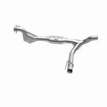 Load image into Gallery viewer, MagnaFlow Conv DF 01-04 Ford F-150 4.6L (49 State)
