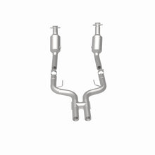 Load image into Gallery viewer, MagnaFlow Conv DF 07-10 Ford Mustang 4.6L

