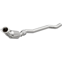 Load image into Gallery viewer, MagnaFlow Conv Direct Fit 06-14 Chrysler 300 5.7L
