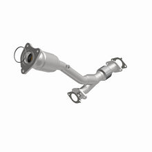 Load image into Gallery viewer, Magnaflow 2007 Chevrolet Malibu 3.5L Direct Fit Converter
