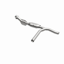 Load image into Gallery viewer, MagnaFlow Conv DF 01-04 Ford F-150 4.2L 2wd
