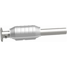 Load image into Gallery viewer, MagnaFlow Exhaust Products Catalytic Converter MagnaFlow Exhaust Products Magnaflow Standard Grade Direct-Fit Catalytic Converter 22917
