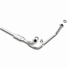 Load image into Gallery viewer, MagnaFlow Conv DF Chevrolet/GMC 1500 1/2 Ton
