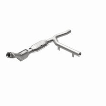 Load image into Gallery viewer, MagnaFlow Conv DF 01-04 Ford F-150 4.2L 2wd
