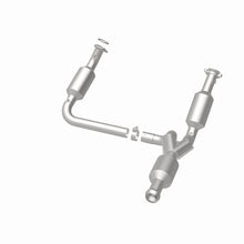 Load image into Gallery viewer, Magnaflow 09-13 Chevrolet Silverado 1500 5.3L Direct Fit Converter
