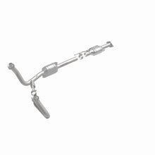 Load image into Gallery viewer, MagnaFlow Conv DF 96-97 Ford Aerostar 4.0L
