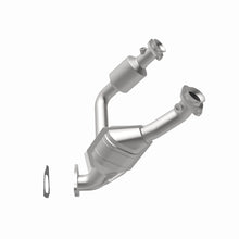 Load image into Gallery viewer, MagnaFlow Conv DF 03-04 Ranger 3.0L
