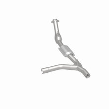 Load image into Gallery viewer, MagnaFlow Conv DF 97-98 E150/E250 4.2L PS
