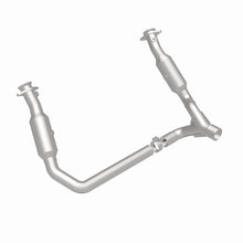 Load image into Gallery viewer, Magnaflow 11-13 Ram 1500 4.7L Direct Fit Converter
