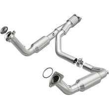 Load image into Gallery viewer, MagnaFlow Conv Direct Fit 07-09 Chevy Trailblazer SS 6.0L V8
