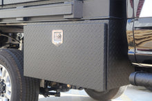 Load image into Gallery viewer, Deezee Universal Tool Box - Specialty Underbed Black BT Alum 36X20X18 (Txt Blk) Tool Storage Dee Zee
