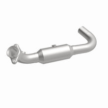Load image into Gallery viewer, Magnaflow 07-08 Ford Expedition 5.4L Direct Fit Converter
