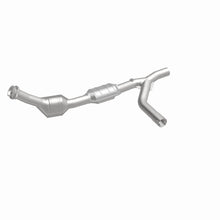 Load image into Gallery viewer, MagnaFlow Conv DF 97-98 E150/E250 4.2L PS
