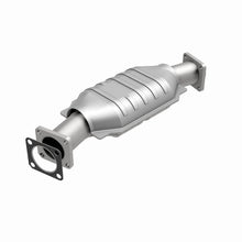Load image into Gallery viewer, MagnaFlow Conv DF GM 75 79
