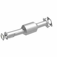 Load image into Gallery viewer, Magnaflow 09-15 Chevrolet Traverse 3.6L Direct Fit Converter
