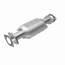 Load image into Gallery viewer, MagnaFlow Catalytic Converter DF 98-00 Nissan Frontier 2.4L Rear
