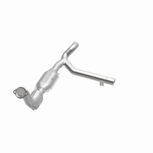 Load image into Gallery viewer, MagnaFlow Conv DF 99-00 Expedition 4.6 2WD PS
