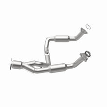 Load image into Gallery viewer, MagnaFlow Conv Direct Fit 07-09 Chevy Trailblazer SS 6.0L V8
