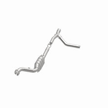 Load image into Gallery viewer, MagnaFlow Conv DF 04-05 Dodge Ram 1500 Pickup 5.7L P/S
