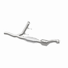 Load image into Gallery viewer, MagnaFlow Conv DF F150 Truck 97-98 V8 4.6L 2W
