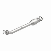 Load image into Gallery viewer, MagnaFlow Conv Direct Fit OEM 05-06 Nissan Pathfinder 4.0L
