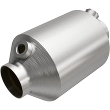 Load image into Gallery viewer, Magnaflow 2.50 2/O2 CA 5in. Spun CA Universal Converter
