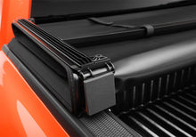 Load image into Gallery viewer, Extang 2024 Toyota Tacoma (5ft Bed) Trifecta Signature 2.0 Extang
