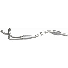 Load image into Gallery viewer, MagnaFlow Conv DF 1996 Ford E-150 4.9L | 93381
