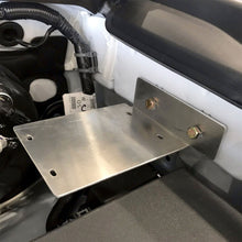 Load image into Gallery viewer, Oracle Trigger 4 Plus Controller Toyota Tacoma Kit
