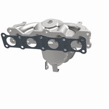 Load image into Gallery viewer, Magnaflow 10-13 Hyundai Santa Fe 2.4L Direct Fit Converter
