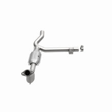 Load image into Gallery viewer, MagnaFlow Conv DF 99-00 F-150 4.2L V6 2WD P/
