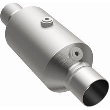Load image into Gallery viewer, Magnaflow 2.25 w/dual O2 5in. Spun Universal Converter
