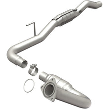 Load image into Gallery viewer, MagnaFlow Conv DF GM 01-02 2500 Driver Side 6L
