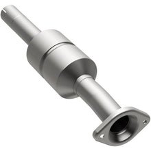 Load image into Gallery viewer, Magnaflow 04-07 Toyota Highlander 3.3L Direct Fit Converter
