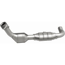 Load image into Gallery viewer, MagnaFlow Conv DF 99 F150 4.6L V8 D/S 2WD
