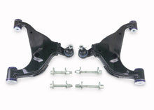 Load image into Gallery viewer, Superpro 05-15 Toyota Hilux 4WD Front Lower Control Arm Set | TRC471
