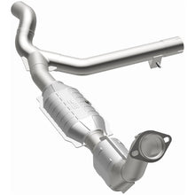 Load image into Gallery viewer, MagnaFlow Conv DF 99-00 Expedition 4.6 2WD PS

