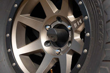 Load image into Gallery viewer, DV8 Offroad 21-24 Ford Bronco Tire Carrier
