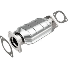 Load image into Gallery viewer, MagnaFlow 02-04 Infiniti I35 3.5L / 02-03 Nissan Maxima 3.5L Rear Underbody D/F Catalytic Converter
