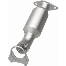 Load image into Gallery viewer, MagnaFlow Conv DF 12-16 Toyota Prius C 1.5L
