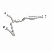 Load image into Gallery viewer, MagnaFlow Conv DF S10 Pickup 01-03 6 4.3L
